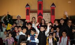 Menteşe Belediye Tiyatrosu’ndan depremzede çocuklar için ‘Prensesin Tacı’