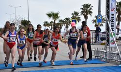 Gaziantepli üçüz sporcular depremin travmatik etkisinden atletizmle kurtulmaya çalışıyor