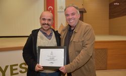 Germencik Belediye Başkanı Öndeş’ten emekliliğe hak kazanan personele teşekkür belgesi