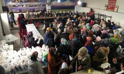 İzmir Narlıdere'de 'Beslenme Çantası' genişliyor
