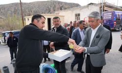 Marmaris Belediye Başkanı Oktay, deprem bölgesinde: “Marmaris halkı hep yanınızda”