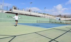 Okul Sporları Gençler Tenis Bölge Birinciliği müsabakaları, Şırnak'ta sürüyor