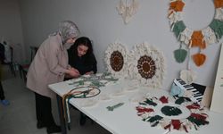Yozgat’ta depremzede kadınlar el sanatları kursları ile yaşadıkları acıyı unutmaya çalışıyor