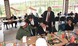 Bozüyük Belediye Başkanı Bakkalcıoğlu, Engelliler Derneği üyeleri ile bir araya geldi