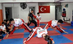 Kick boksta Türkiye birincisi 3 sporcu, milli forma hayaliyle çalışıyor