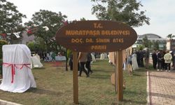 Muratpaşa’da Doç. Dr. Sinan Ateş Parkı düzenlenen törenle açıldı