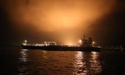 Malezya açıklarında Gabon'a ait petrol tankerinde yangın çıktı