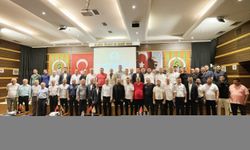 Alanyaspor Kulübünün olağanüstü genel kurulunda Çavuşoğlu, başkanlığa yeniden seçildi