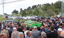 Karaman'da mantar zehirlenmesi sonrası hayatını kaybeden kızın cenazesi defnedildi