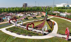 Konya'da 400 bin çiçeğin bulunduğu bahçe ziyaretçilerini ağırlamaya başladı