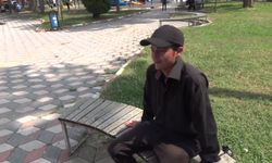 Osmaniye'de sokakta yaşayan genç: "Aç ve susuz kaldım. İş ve kalacak yer istiyorum"