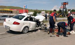 Yozgat’ta otomobil ile kamyonun çarpışması sonucu 1 kişi öldü