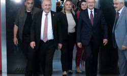 Zafer Partisi Genel Başkanı Özdağ, CHP Genel Başkanı Kılıçdaroğlu'nu ziyaret etti