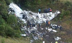 Kolombiya'da düşen küçük uçakta eski senatör dahil 6 kişi yaşamını yitirdi