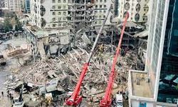 Depremde yıkılan Galeria Sitesi'ne ilişkin tutuklulardan 7'si tahliye edildi