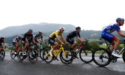 Fransa Bisiklet Turu sürüyor