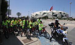 Konya'da öğrenciler 'güvenli sürüş' öğreniyor