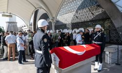 Türkiye'nin Lizbon Büyükelçisi Murat Karagöz son yolculuğuna uğurlandı