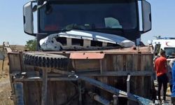 Aksaray'da tır ile traktör çarpıştı, 1 kişi öldü, 1 kişi yaralandı