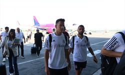 Beşiktaş Futbol Takımı, Arnavutluk'a geldi