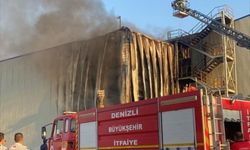 Denizli'de demir çelik fabrikasında çıkan yangın söndürüldü