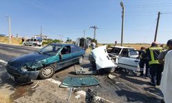 Manisa'daki trafik kazasında 3 kişi yaralandı