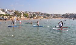 Mersin'de kürek sörfü yarışması düzenlendi