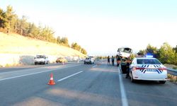Mersin'de şarampole devrilen minibüsteki 1 kişi öldü, 14 kişi yaralandı