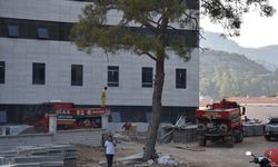 Muğla'da devlet hastanesi inşaatında çıkan yangın söndürüldü