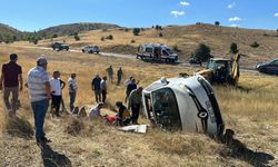 Sivas'ta otomobil devrildi 1 kişi öldü, 4 kişi yaralandı