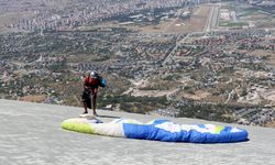 Yamaç Paraşütü Türkiye Şampiyonası Mesafe Yarışması, Kayseri'de başladı