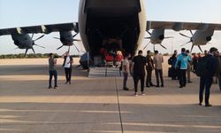AFAD'ın arama kurtarma ekiplerini götüren uçak Libya'ya ulaştı