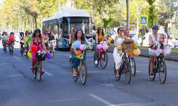 Diyarbakır'da "Süslü Kadınlar Bisiklet Turu"