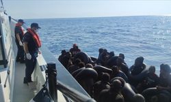 Muğla açıklarında 46 düzensiz göçmen kurtarıldı, 38 düzensiz göçmen yakalandı