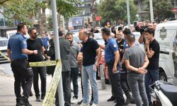İzmir'de adliye önünde çatışma: 1 kişi hayatını kaybetti