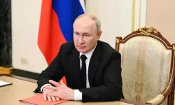 Putin, akaryakıt fiyatlarındaki artış nedeniyle hükümeti eleştirdi