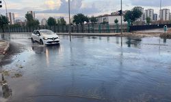 Adana ve Osmaniye'de sağanak etkili oldu