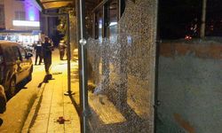 Çorum'da otobüs durağında silahlı saldırıya uğrayan 3 kişi yaralandı