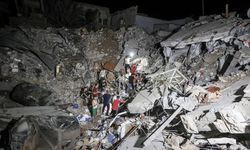İsrail'in Gazze'deki tarihi kiliseye saldırısında ölü sayısı 20'ye yükseldi