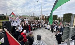 İsrail'in Gazze'deki hastaneye saldırısı İsveç'te protesto edildi