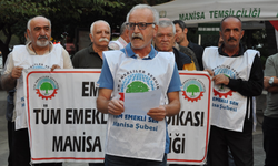 Manisa'da emeklilerden Filistin'e destek eylemi