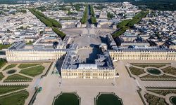 Fransa'da bomba ihbarı: Versay Sarayı tahliye edildi