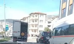 Amasya'da çocukların kamyonet kasasındaki tehlikeli yolculuğu