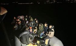 Çanakkale Ayvacık açıklarında 43 düzensiz göçmen yakalandı