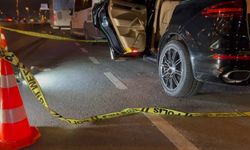 Bakırköy'de lüks cipe motosikletten silahlı saldırı