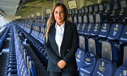 Fenerbahçe Opet Kadın Voleybol Takımı'nda hedef 3 kupayı da kazanmak