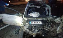 Gaziantep'te 3 otomobil çarpıştı: 1 ölü, 1 yaralı