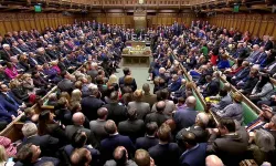 İngiltere Parlamentosu Gazze'de ateşkes çağrısı yapan önergeyi reddetti