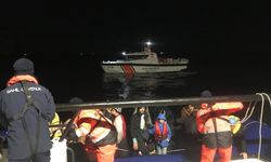 İzmir Dikili açıklarında 50 göçmen kurtarıldı