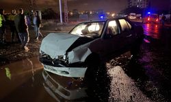 Şanlıurfa'da iki otomobilin çarpıştığı kazada 9 kişi yaralandı
